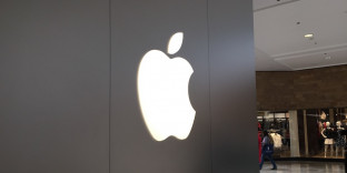 Топ-менеджер Apple уходит к Джонни Айву работать над ИИ Топ-менеджер Apple уходит к Джонни Айву работать над ИИ