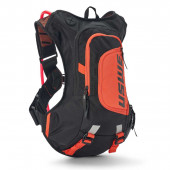 Рюкзак-гидропак USWE RAW 8L Hydration Pack (3L), Factory Orange, Race Fit (84-110) Рюкзак-гидропак USWE RAW 8L Hydration Pack (3L), Factory Orange, Race Fit (84-110)